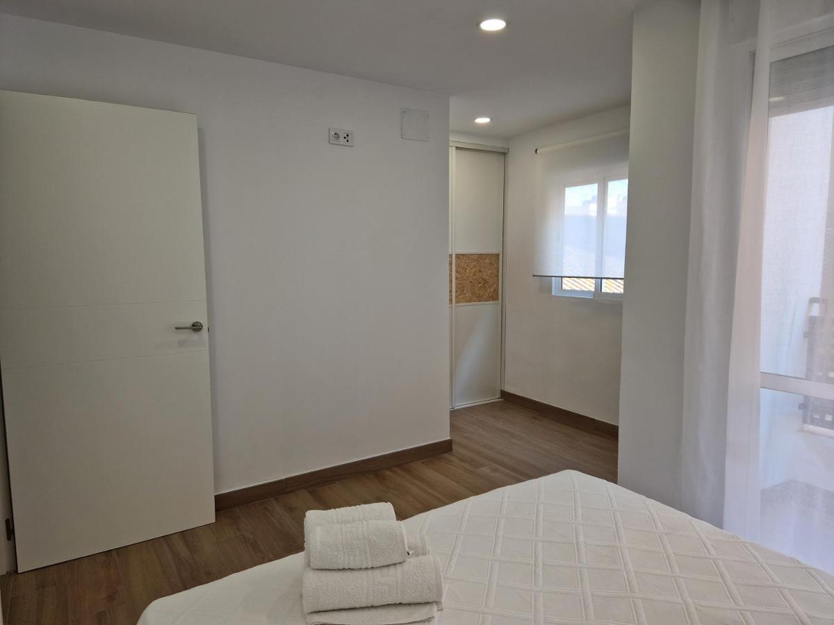 Pavone Apartments Малага Экстерьер фото