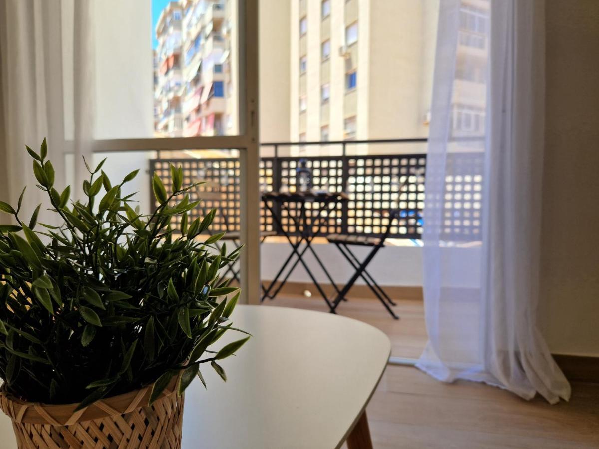 Pavone Apartments Малага Экстерьер фото